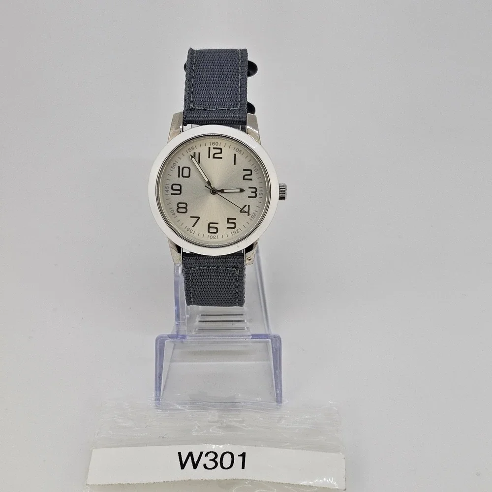 38MM Men's Watch Cream‎ Dial New Gray Nylon Bands New Battery